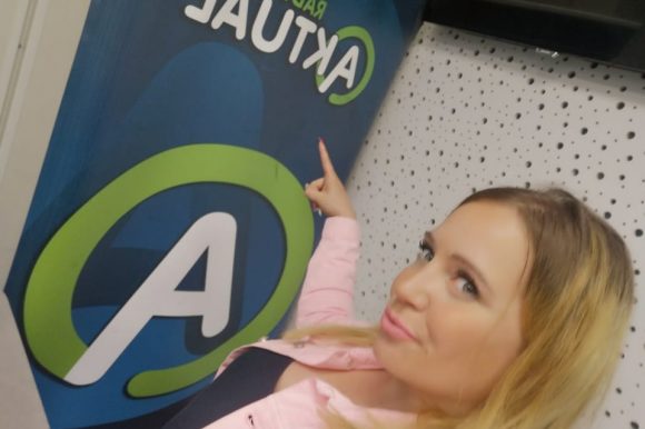 RADIO AKTUAL RADIO AKTUAL